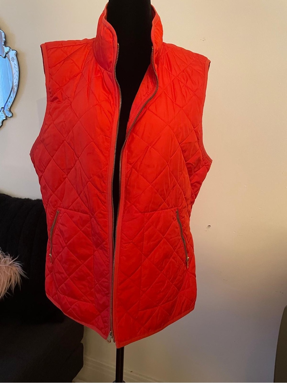 Old Navy Women's Quilted Red Puffer Vest with Stand Collar Automn